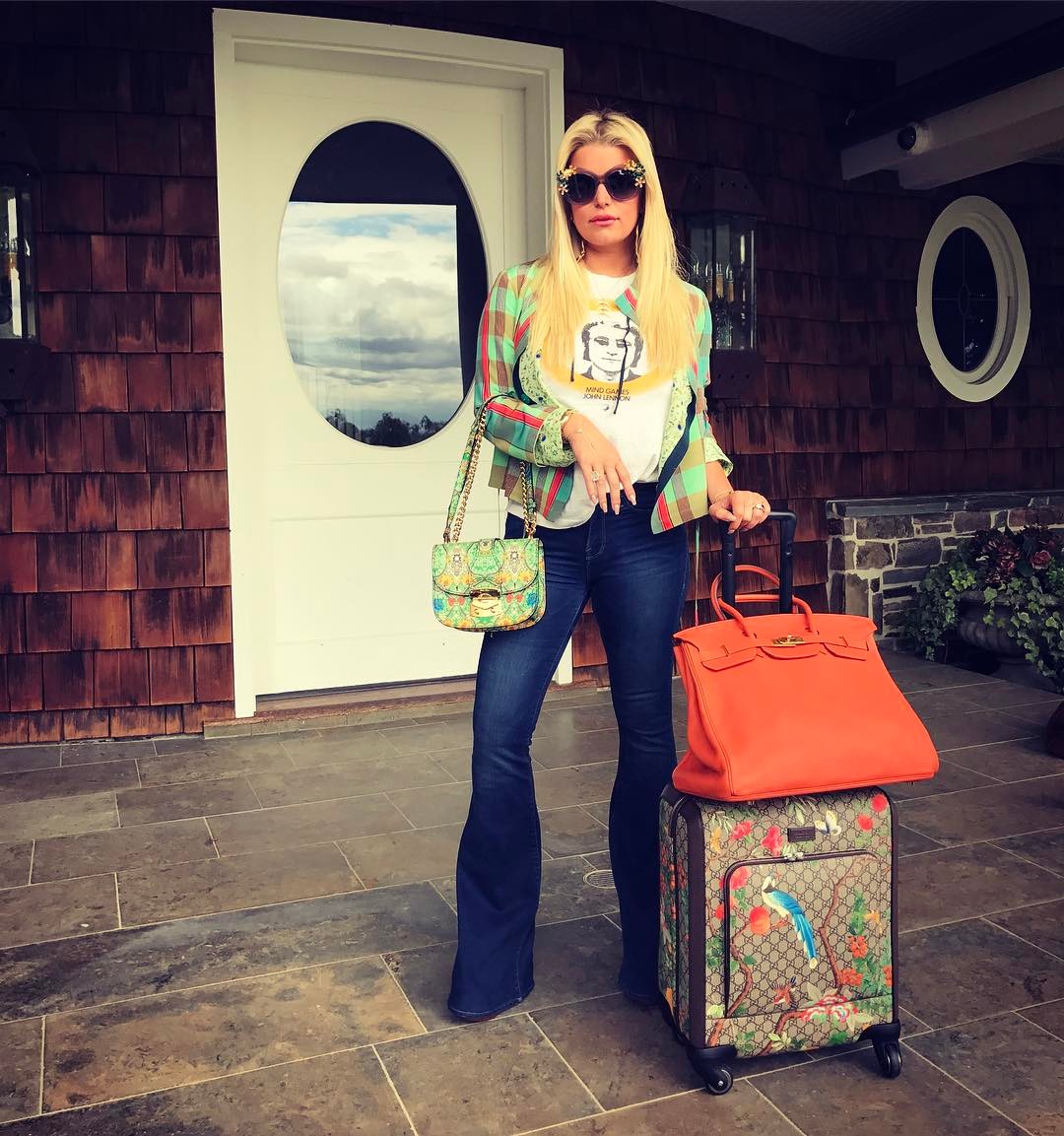 Jessica Simpson’s Insanely Expensive Airport Outfit